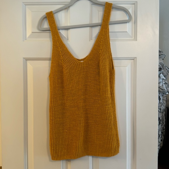 Ladies Madewell sweater tank - Picture 1 of 3